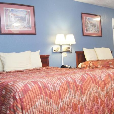 Holiday Lodge & Suites Mcalester Exterior foto